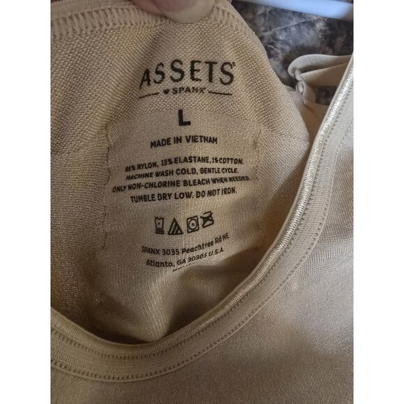 Assets by Spanx Open-Bust Panty Bodysuit Shapewear Nude Size L NWT - Picture 4 of 10